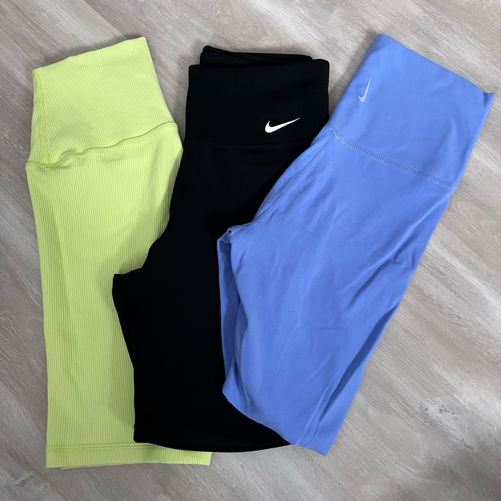 3 pairs of biker shorts. 2 Nike and one aerie all 3 are XS practically new